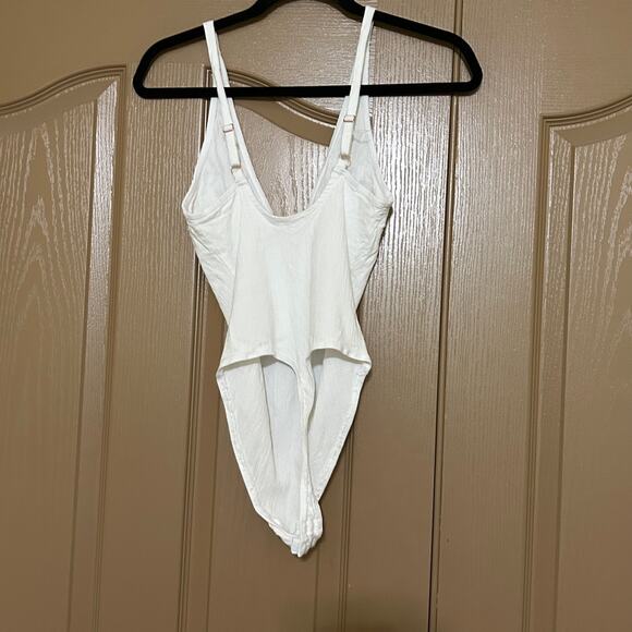 Free People Intimately white bodysuit women size small thong euc - Picture 4 of 5